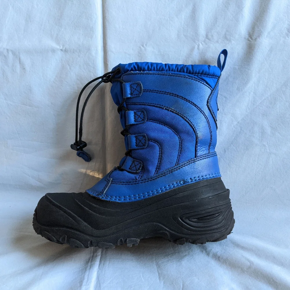 The North Face youth Alpenglow IV boots size 2
